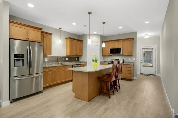 1165 Parkwood LN, Stillwater, MN 55082