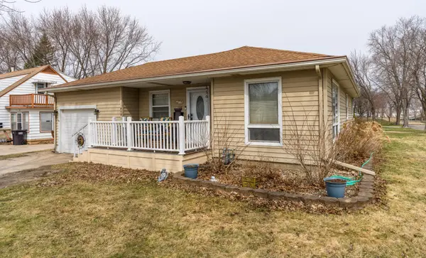 415 E Hawthorne ST, Albert Lea, MN 56007