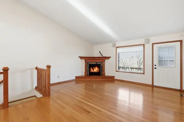 1554 Lincoln Park DR, South Saint Paul, MN 55075