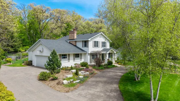 4742 Gaywood DR, Minnetonka, MN 55345