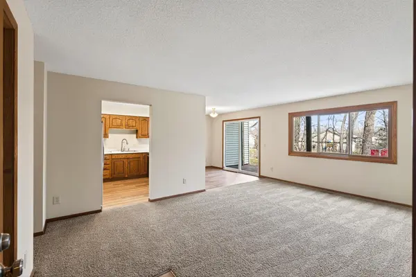 7948 Charles WAY, Inver Grove Heights, MN 55076
