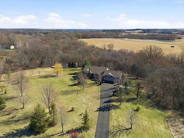 55 Emerson Valley DR, River Falls, WI 54022
