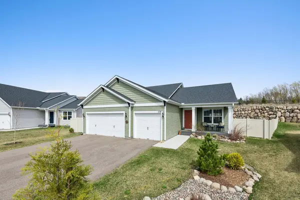 1114 Meadow LN, Waconia, MN 55387