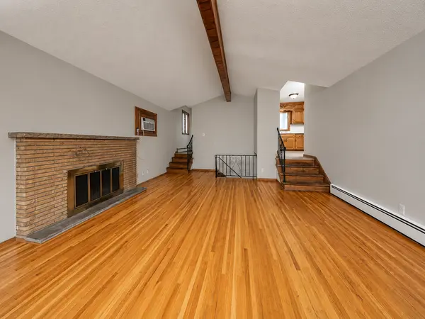 7901 Winsdale ST N, Golden Valley, MN 55427