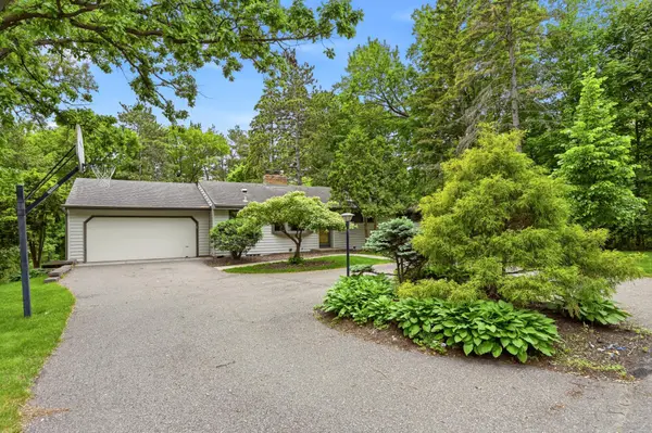 14137 Glenridge RD, Minnetonka, MN 55345