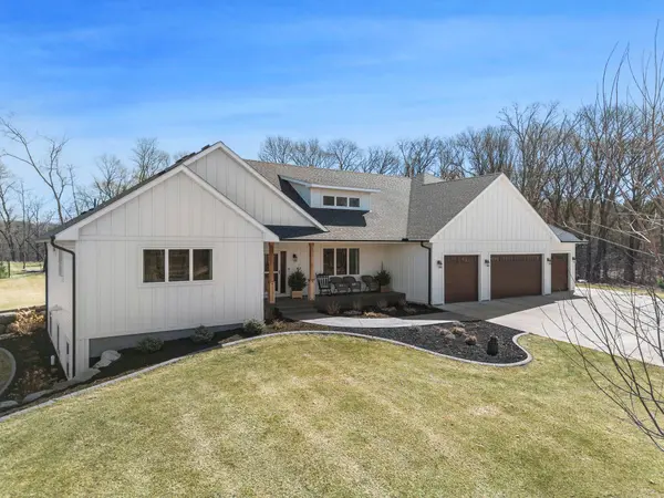 3010 Tamarack PL, Cambridge, MN 55008