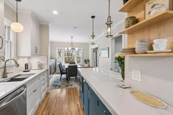322 Busch TER, Minneapolis, MN 55419