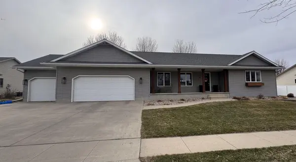 1411 Evergreen DR,  Luverne,  MN 56156