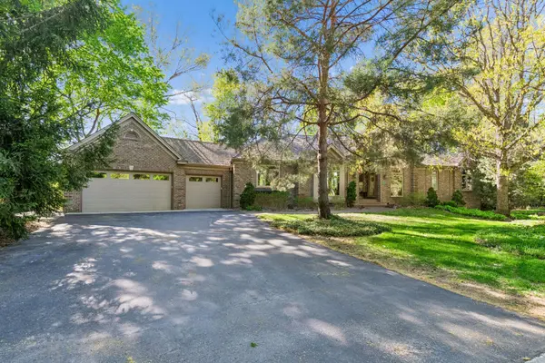 4820 Lodge LN, Greenwood, MN 55331