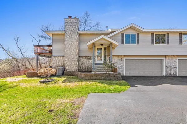 5712 Royal Oaks DR, Shoreview, MN 55126