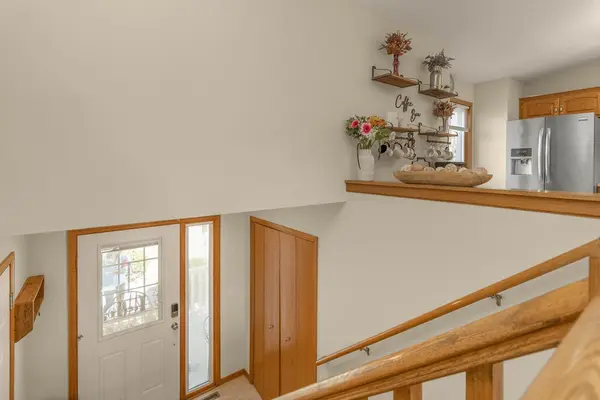 1252 Otter Ridge RD, White Bear Lake, MN 55110