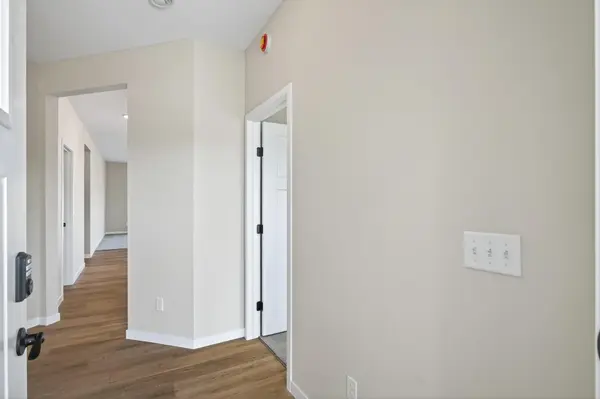 25850 Emerson CT, Wyoming, MN 55092