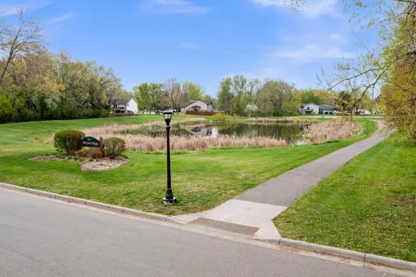 722 Parkview LN N, Champlin, MN 55316