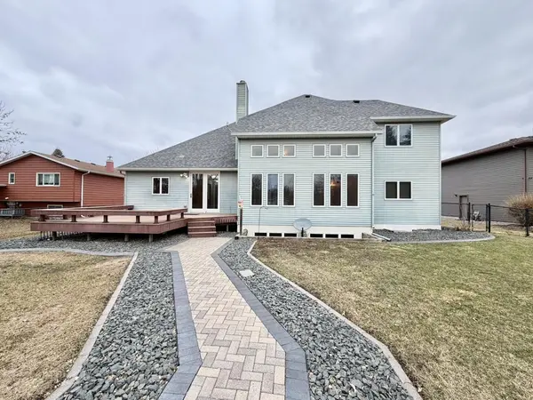 1543 14th AVE N, Wahpeton, ND 58075