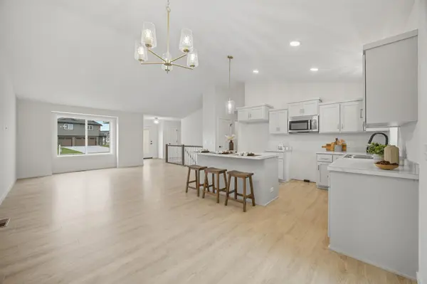 4631 9th ST NE, Saint Cloud, MN 56304