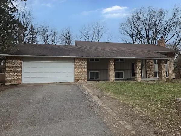 30 16th AVE SW, New Brighton, MN 55112