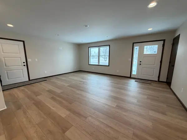 2030 Nelson DR, Thief River Falls, MN 56701