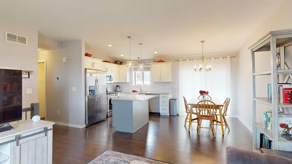 3974 Orchardview LN NW, Rochester, MN 55901
