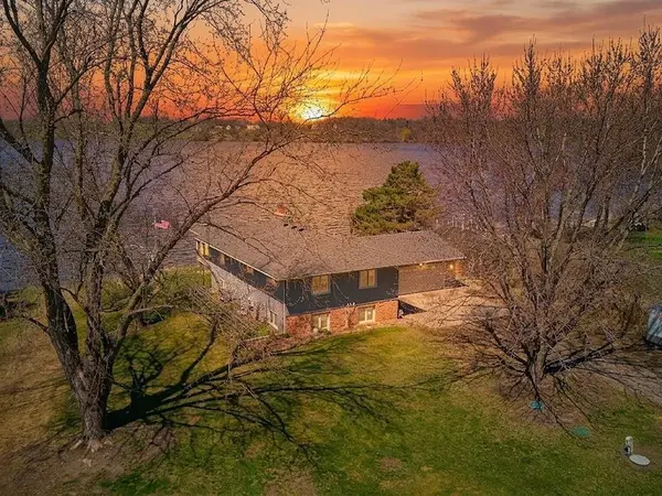 2391 Kimball AVE NW, Annandale, MN 55302