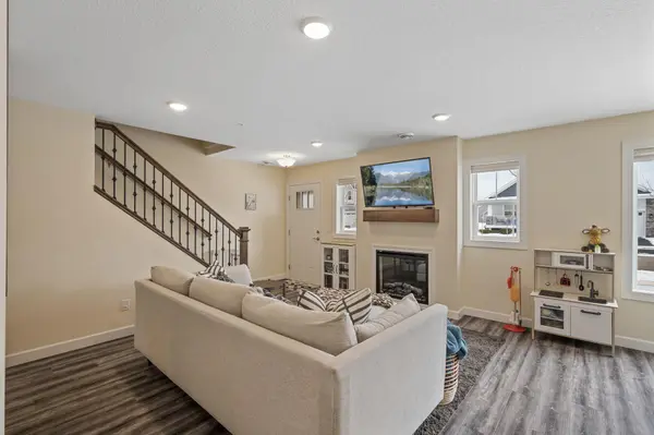 6976 Lancaster WAY NE, Albertville, MN 55301