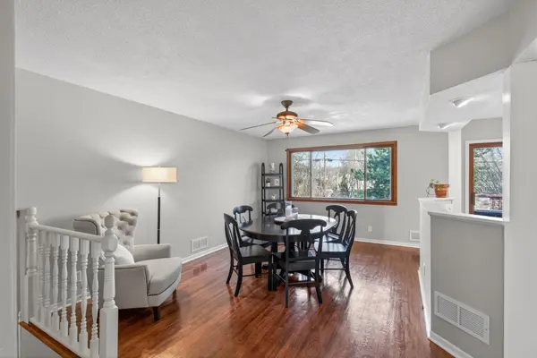 1075 Lowell DR, Apple Valley, MN 55124