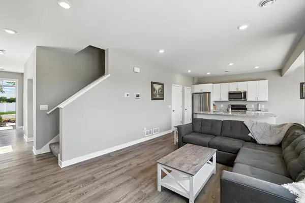 20912 Flanders WAY, Farmington, MN 55024