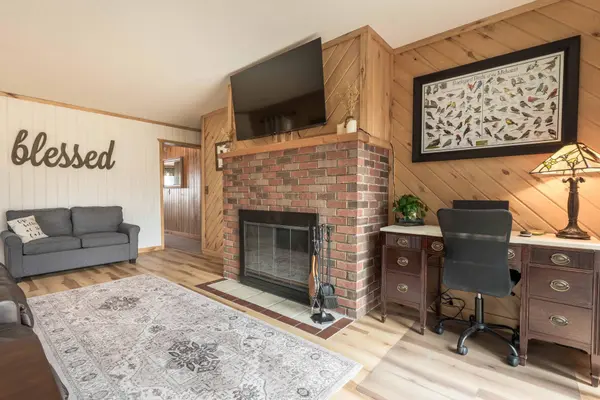 21029 Elks Point RD, Fergus Falls, MN 56537