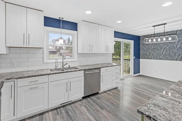 14320 13th AVE N, Plymouth, MN 55447