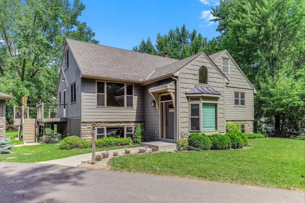 1707 Eugene ST, White Bear Lake, MN 55110