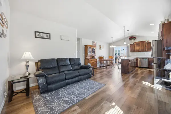 4522 18th ST S, Moorhead, MN 56560