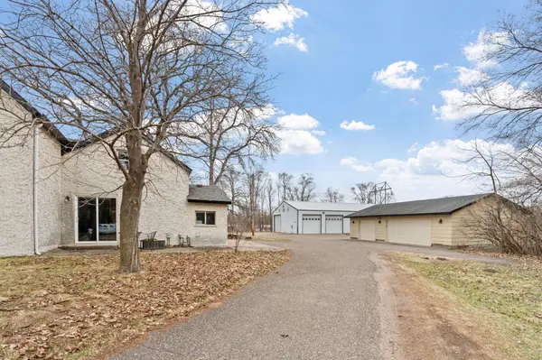 17551 Round Lake BLVD NW, Andover, MN 55304