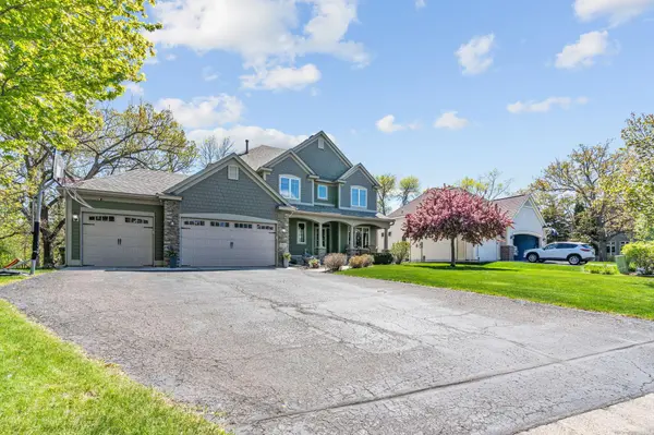2306 Iverson CT, Lino Lakes, MN 55038