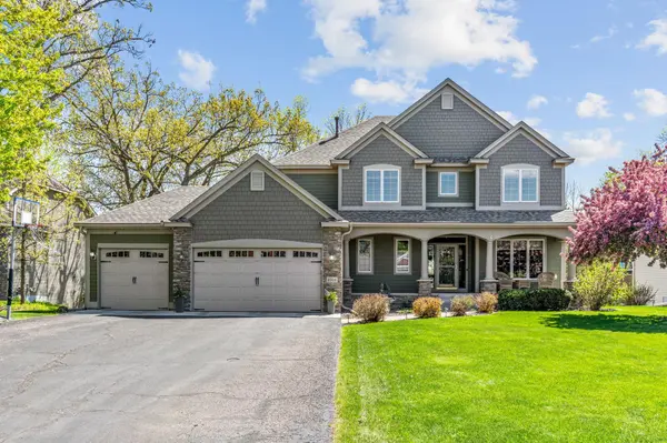 2306 Iverson CT, Lino Lakes, MN 55038