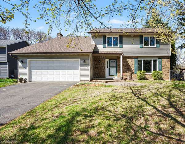 1712 James CT,  Burnsville,  MN 55337