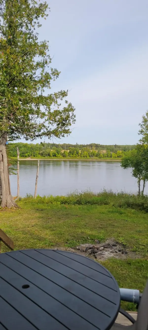 1697 Town Road 112, Baudette, MN 56623