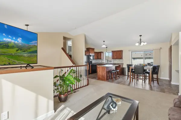 37915 Gerald AVE, North Branch, MN 55056