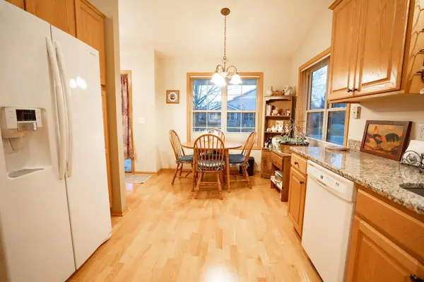 11079 Eagle Ridge WAY, Chisago City, MN 55013