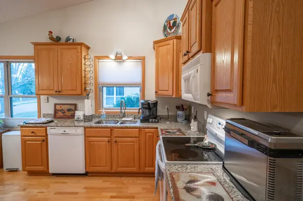 11079 Eagle Ridge WAY, Chisago City, MN 55013
