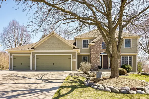 7901 Bristol RD, Woodbury, MN 55125