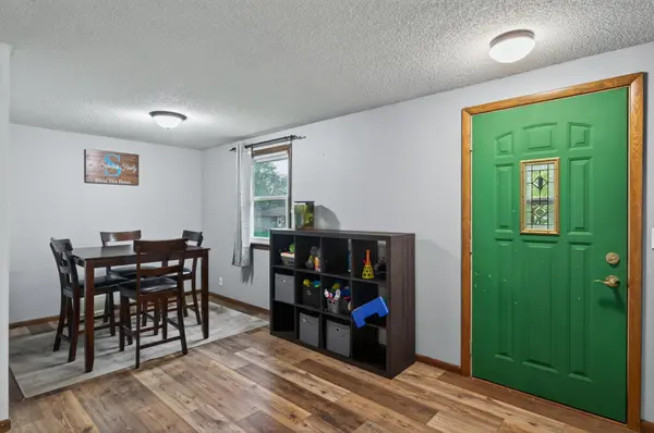 556 53 1/2 AVE NE, Fridley, MN 55421
