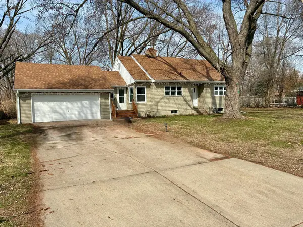 8716 Elliot AVE S, Bloomington, MN 55420