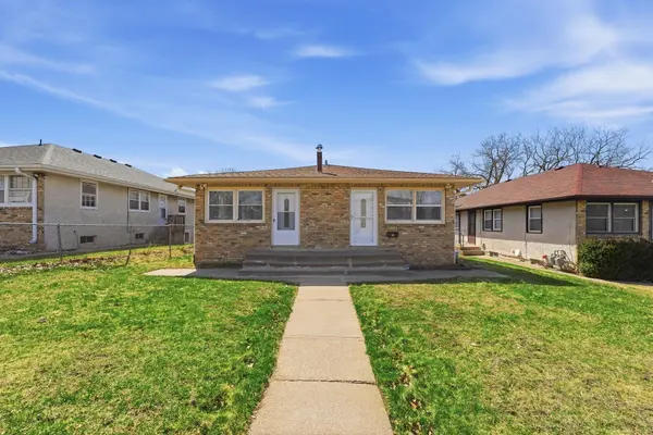 524 37th AVE NE, Minneapolis, MN 55421