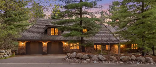 18217 Woolman DR, Minnetonka, MN 55345