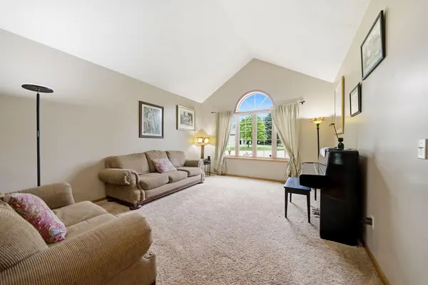 4269 Joppa CIR, Savage, MN 55378