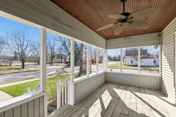 8675 Upper 206th ST W, Lakeville, MN 55044