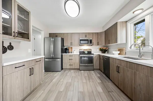 19031 Jordan TRL, Lakeville, MN 55044