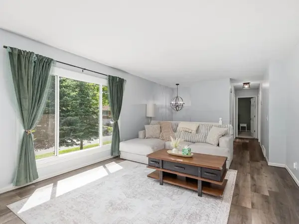 16043 Cambridge CIR SE, Prior Lake, MN 55372