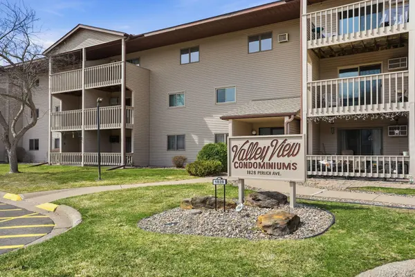 1828 Perlich AVE #2B,  Red Wing,  MN 55066