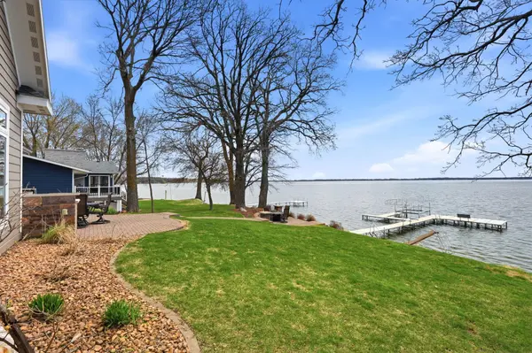 11033 N Shore DR, Spicer, MN 56288
