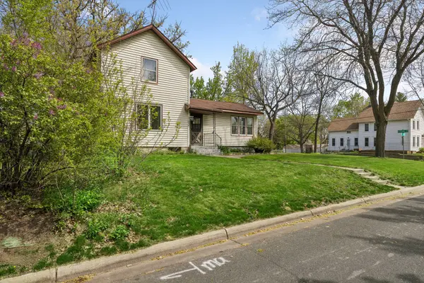 302 9th ST W, Hastings, MN 55033